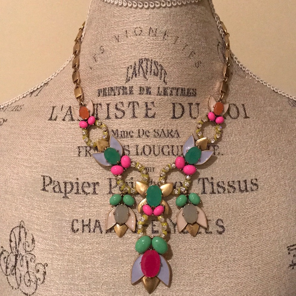😍New Stella & Dot Tropicana Necklace😍